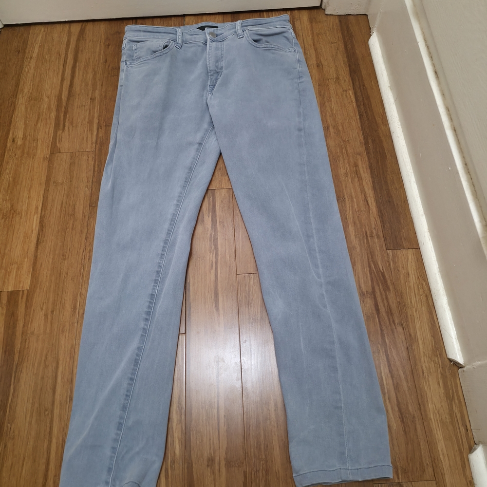 Uniqlo Men's Soft Blue Slim Jeans